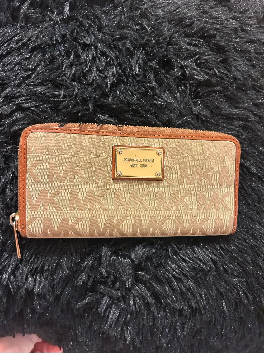 Michael Kors Jet Set Logo Jacquard Zip Around Continental Wallet | Vanilla Acorn